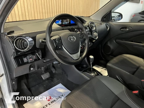 ETIOS 1.5 X PLUS SEDAN 16V FLEX 4P AUTOMÁTICO