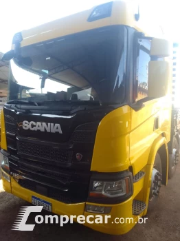 Scania P-360 8X2 2 portas