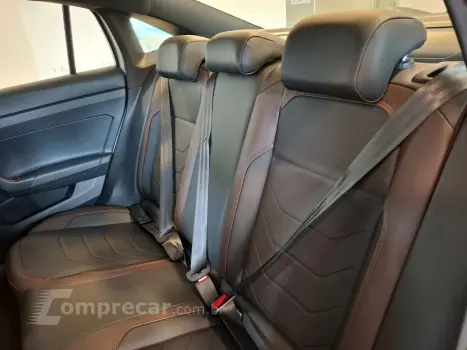 Virtus 1.0 4P 200 TSI FLEX HIGHLINE AUTOMÁTICO