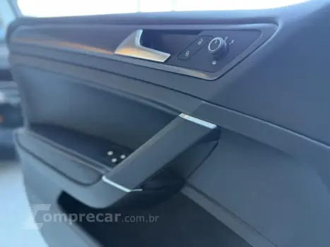 GOLF 1.0 TSI COMFORTLINE 12V TOTAL FLEX 4P MANUAL