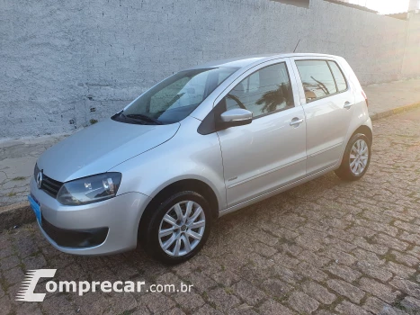 Volkswagen FOX 1.6 MI Trendline 8V 4 portas