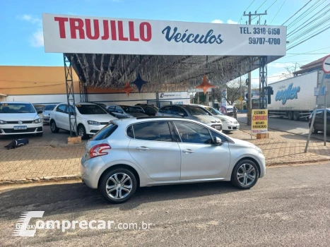 PEUGEOT 208 1.6 Griffe 16V Flex 4P Automático 4 portas