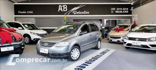 Volkswagen SPACEFOX 1.6 MI 8V 4 portas