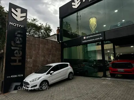 FORD FIESTA 1.6 SE Hatch 16V 4 portas