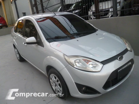 FORD FIESTA 1.6 MPI Class Sedan 8V 4 portas