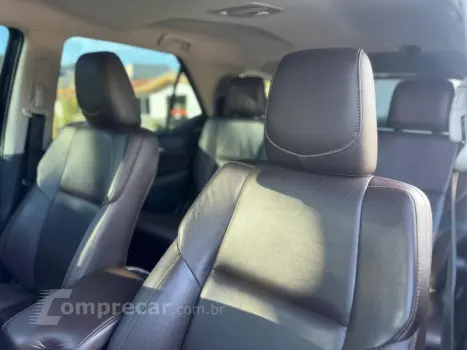 HILUX SW4 2.8 SRX 4X4 16V TURBO INTERCOOLER DIESEL 4P AUTOMÁ