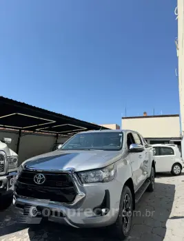 Toyota HILUX 2.8 SRV 4X4 CD 16V 4 portas