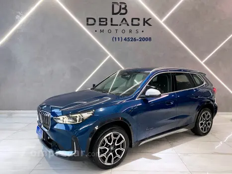 BMW X1 SDRIVE 20i X-Line 2.0 TB Aut. 4 portas