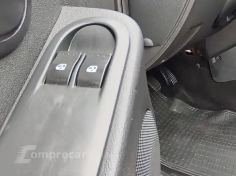 SANDERO - 1.6 EXPRESSION 8V 4P MANUAL