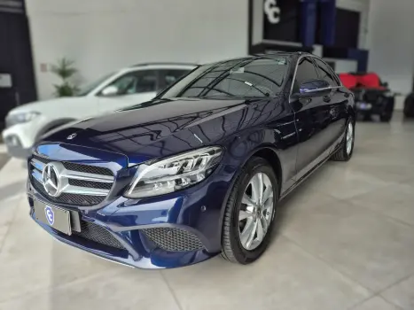 Mercedes-Benz C 180 1.6 CGI Exclusive 4 portas