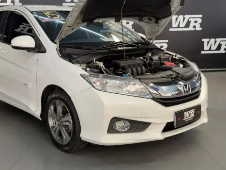 CITY 1.5 LX Sedan 16V