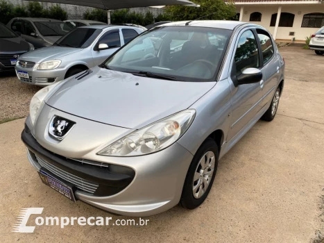 PEUGEOT 207 1.4 XR 8V 4 portas