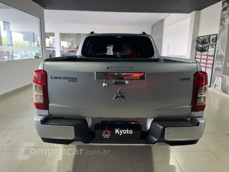 L200 TRITON 2.4 16V Turbo Sport HPE CD 4X4