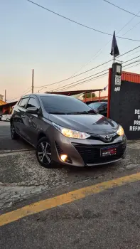 Toyota YARIS 1.5 16V XS 4 portas