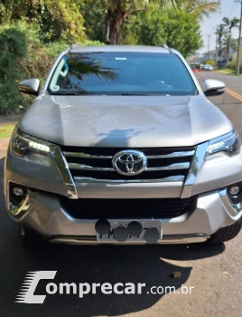 HILUX SW4 2.8 D-4d Turbo SRX 7L 4X4