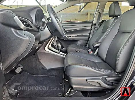 YARIS 1.5 16V Sedan XS Connect