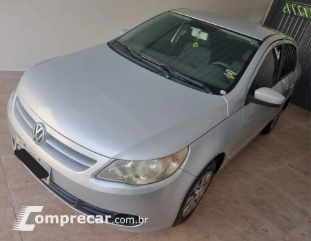 Volkswagen VOYAGE 1.6 MI Trendline 8V 4 portas