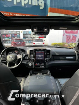RAM 5.7 1500 Hemi 4X4 CD V8