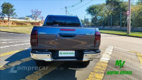 HILUX 2.8 D-4D TURBO DIESEL CD SR 4X4 AUTOMÁTICO