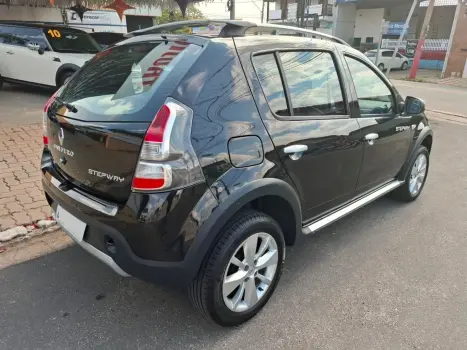 Sandero 1.6 STEPWAY 16V FLEX 4P AUTOMÁTICO