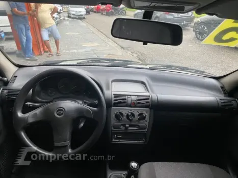 CLASSIC - 1.0 MPFI SPIRIT 8V 4P MANUAL