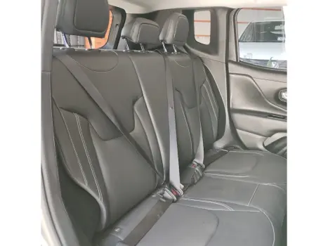 RENEGADE 1.3 T270 TURBO FLEX LONGITUDE AT6