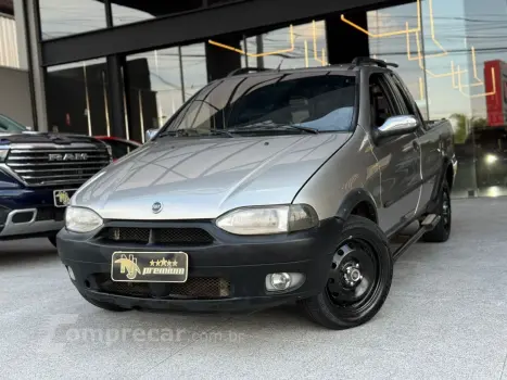 Fiat STRADA 1.5 MPI WORKING CE 8V GASOLINA 2P MANUAL 2 portas