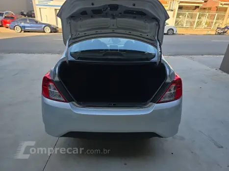 VERSA 1.0 12V FlexStart 4p Mec.