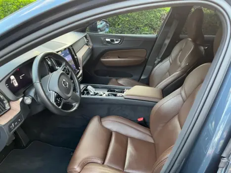 XC60 2.0 T8 Recharge Inscription AWD Geartronic