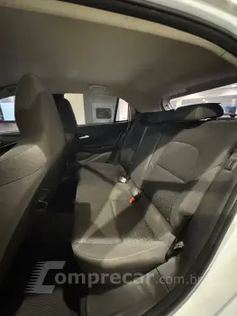 Onix Hatch 1.0 12V 4P FLEX LT