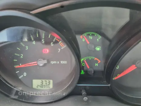 FIESTA 1.6 MPI Sedan 8V