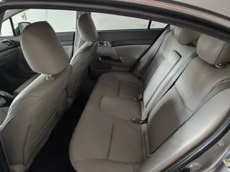 CIVIC 1.8 LXS 16V FLEX 4P AUTOMÁTICO