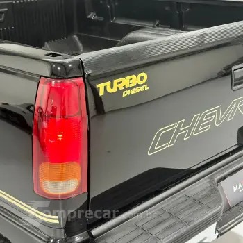 Silverado DLX 4.2 Diesel