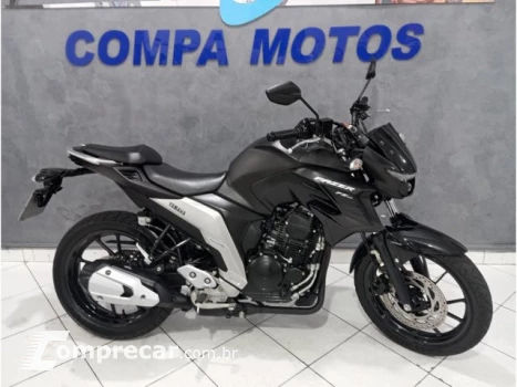 Yamaha FZ25 FAZER ABS - Street