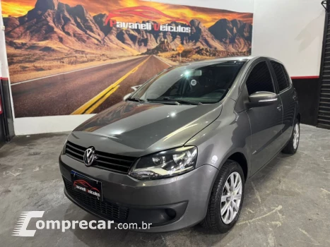 Volkswagen Fox 1.0 4P TREND FLEX 4 portas