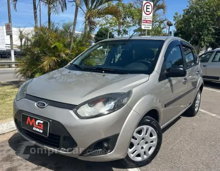 FORD FIESTA 1.6 MPI Class Hatch 8V 4 portas