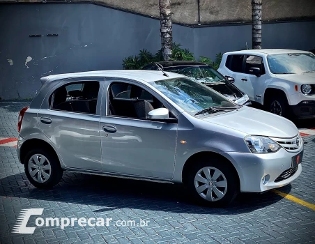 Toyota ETIOS 1.3 X 16V 4 portas