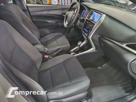 Toyota Yaris Hatch 1.3 16V 4P FLEX XL PLUS TECH MULTIDRIVE AUTOMÁTI 4 portas