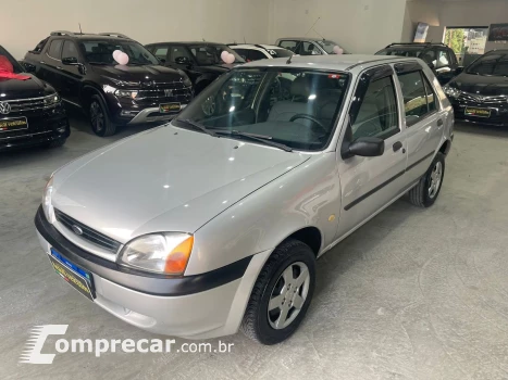 FORD Fiesta 1.0 Mpi Street 8V Gasolina 4P Manual 4 portas