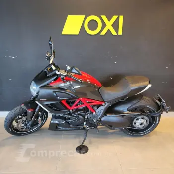 DIAVEL 1198 Carbon