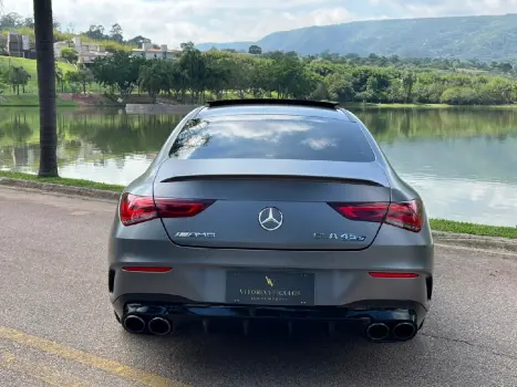 CLA 45 AMG AMG 4MATIC CGI 2.0 TB Aut.