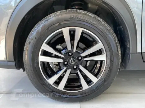 KICKS Active 1.6 16V Flex Aut.