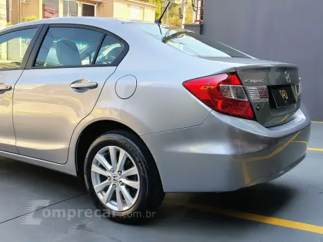 Civic Sedan LXR 2.0 Flexone 16V Aut. 4p