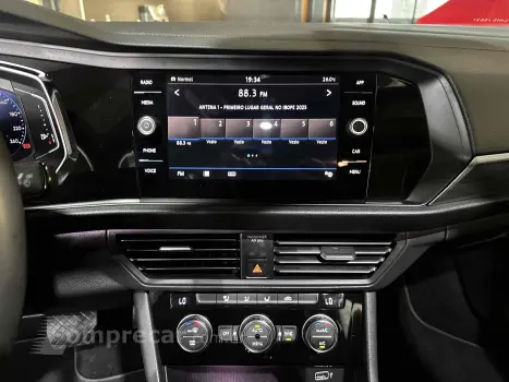 JETTA 1.4 250 TSI TOTAL FLEX COMFORTLINE TIPTRONIC