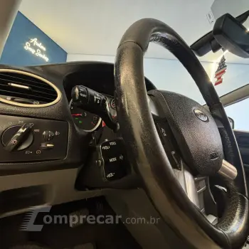 Focus Sedan 2.0 16V/2.0 16V Flex 4p Aut.