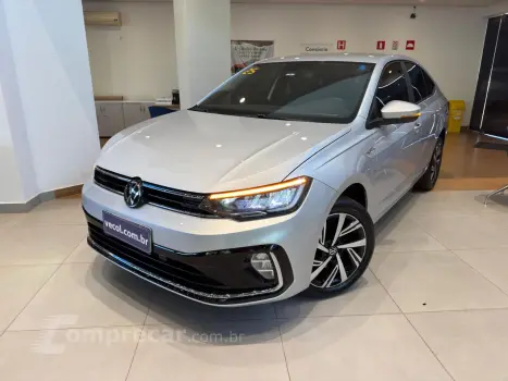 Volkswagen Virtus 1.0 4P 200 TSI FLEX HIGHLINE AUTOMÁTICO 4 portas