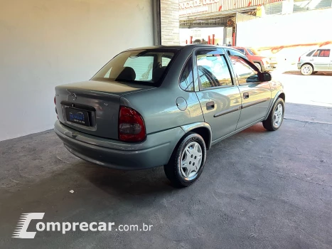 CORSA 1.6 MPFI Classic Sedan 8V