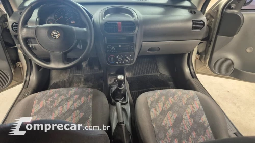 CORSA 1.8 MPFI Maxx 8V