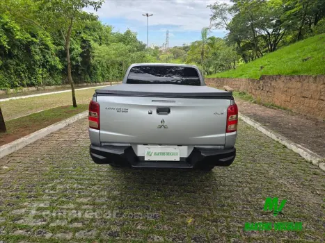 L200 TRITON 2.4 16V TURBO DIESEL OUTDOOR GLS CD 4
