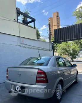 ASTRA 2.0 MPFI Elegance Sedan 8V